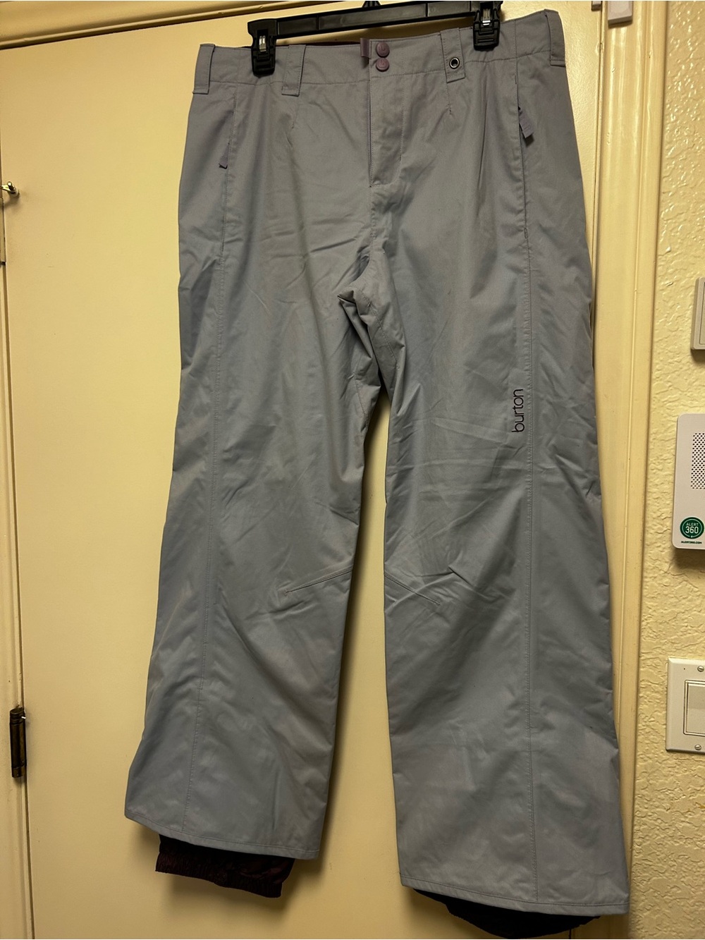 Women’s Burton snow pants